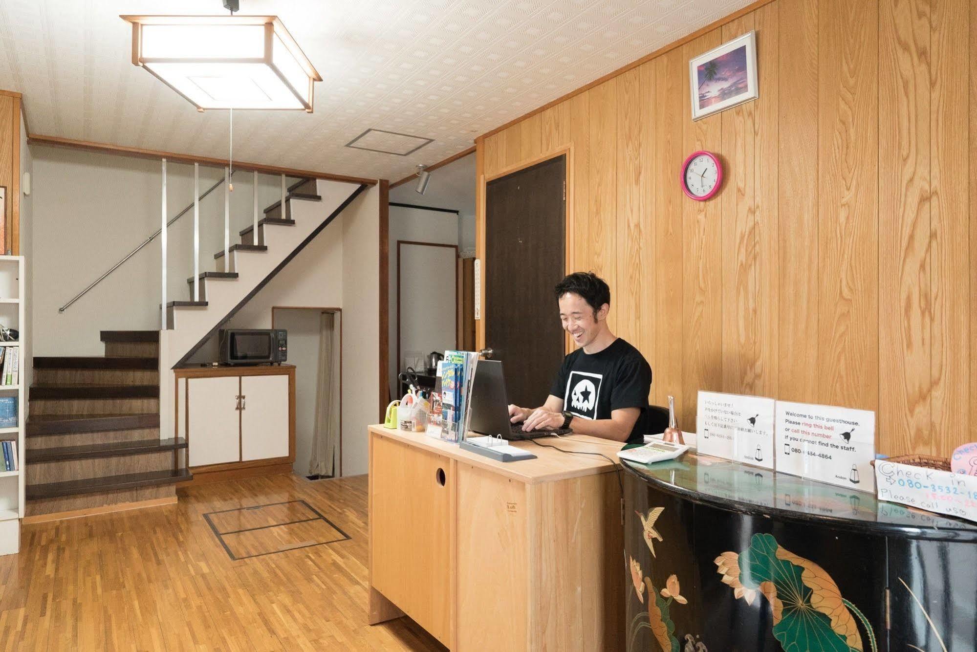 沖縄の宿 行燈 あんどん Naha Zewnętrze zdjęcie